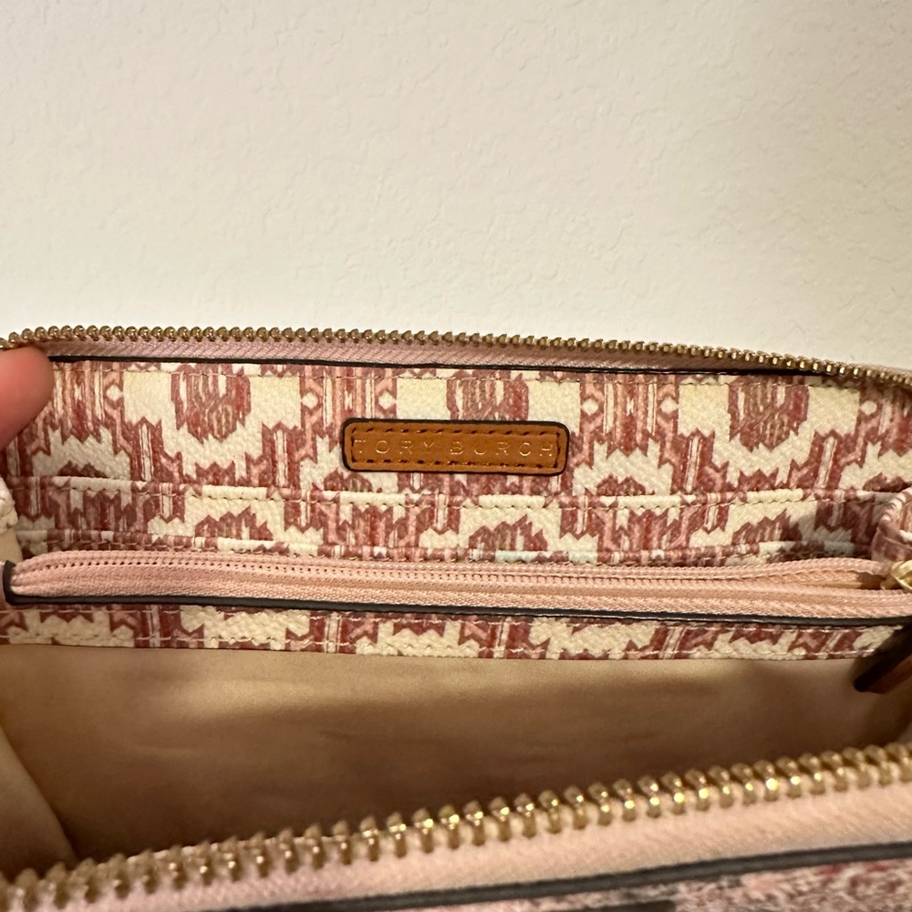 Tory Burch Wallet - Picture 5 of 5